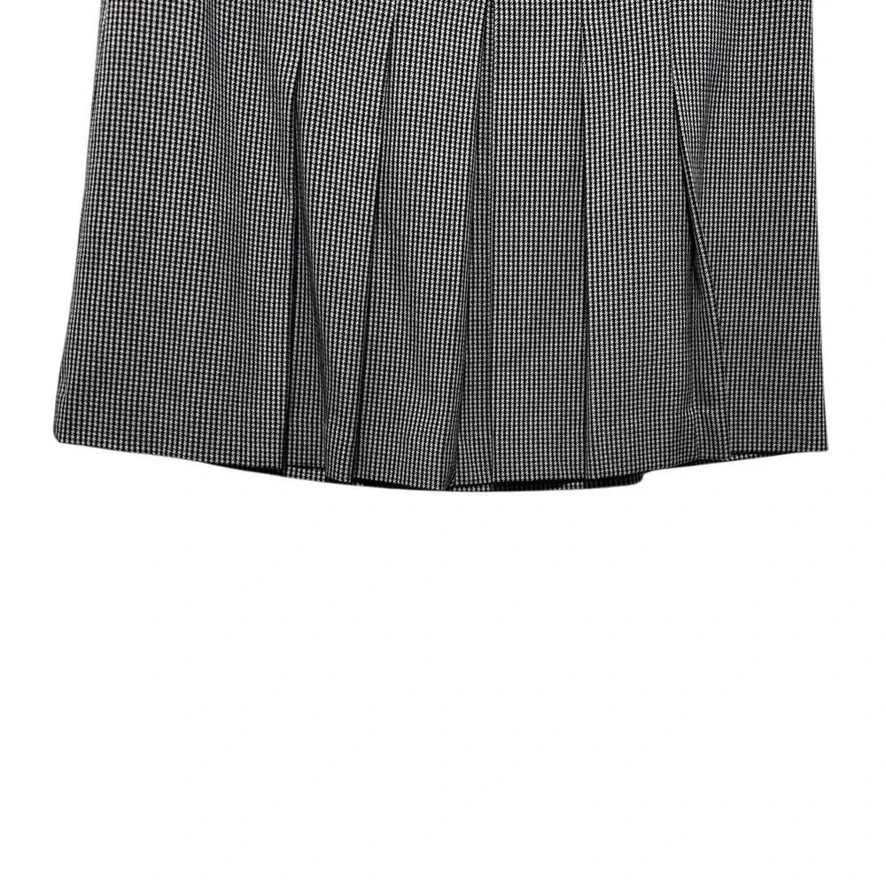 Ann Taylor Loft Petites Stretch Skirt 2P Black White Houndstooth‎ Pleated Lined